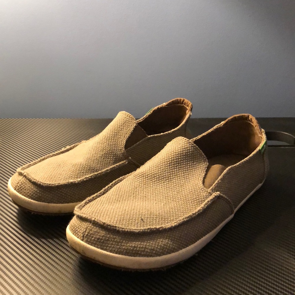 Tan Sanuk boat shoes
